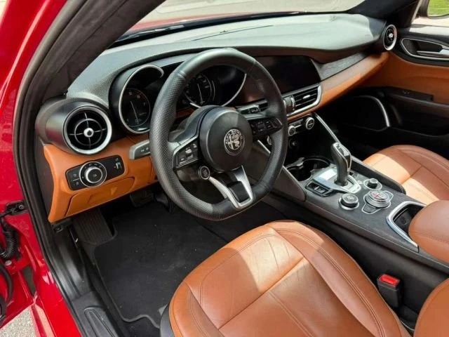 2020 Alfa Romeo Giulia - Image 10 of 12