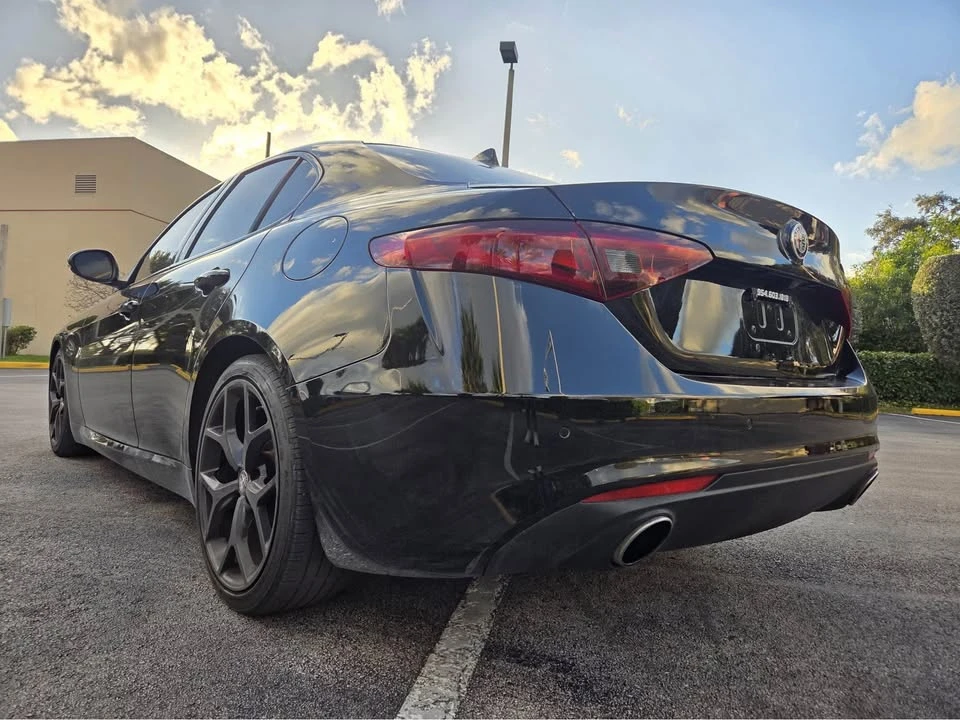 2020 Alfa Romeo Giulia - Image 4 of 10