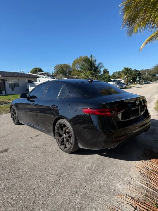 2020 Alfa Romeo Giulia - Image 6 of 12