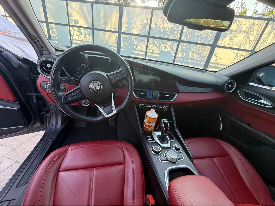 2020 Alfa Romeo Giulia - Image 2 of 9