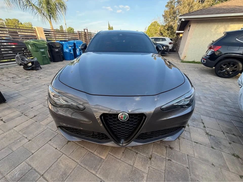 2020 Alfa Romeo Giulia - Image 5 of 9