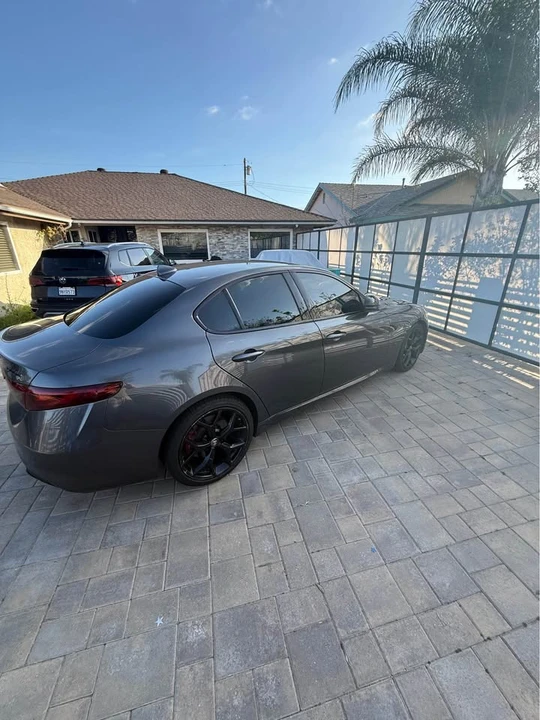 2020 Alfa Romeo Giulia - Image 4 of 9