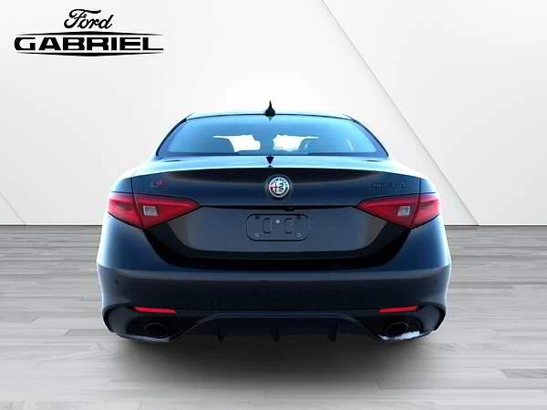 2020 Alfa Romeo Giulia - Image 4 of 17