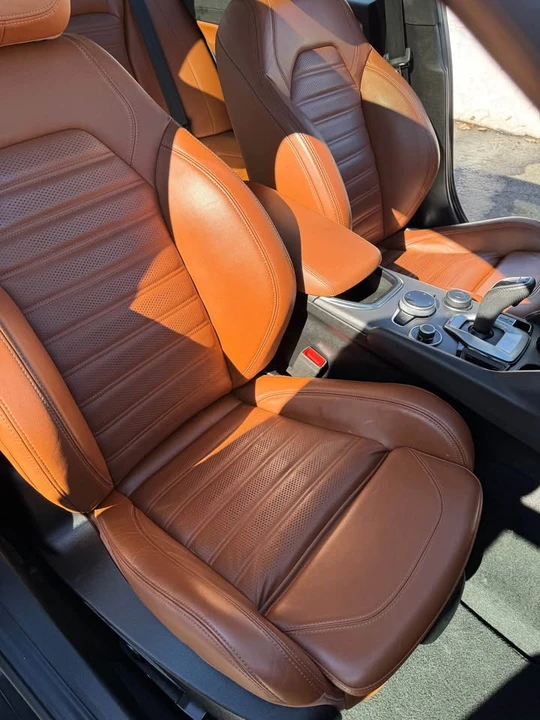 2020 Alfa Romeo Giulia - Image 5 of 10