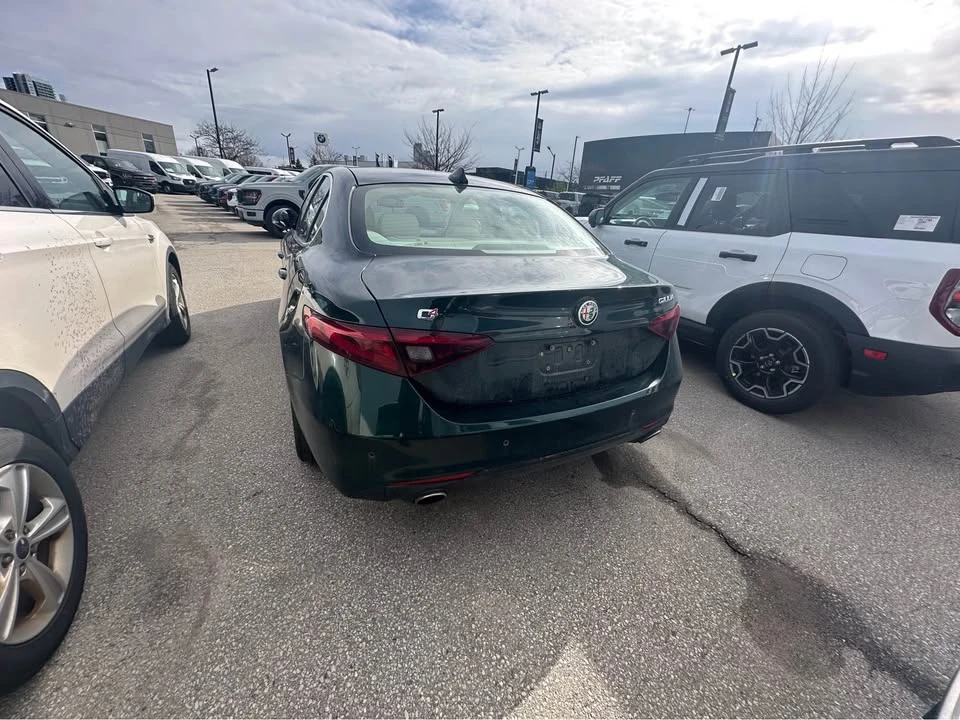 2020 Alfa Romeo Giulia - Image 5 of 12