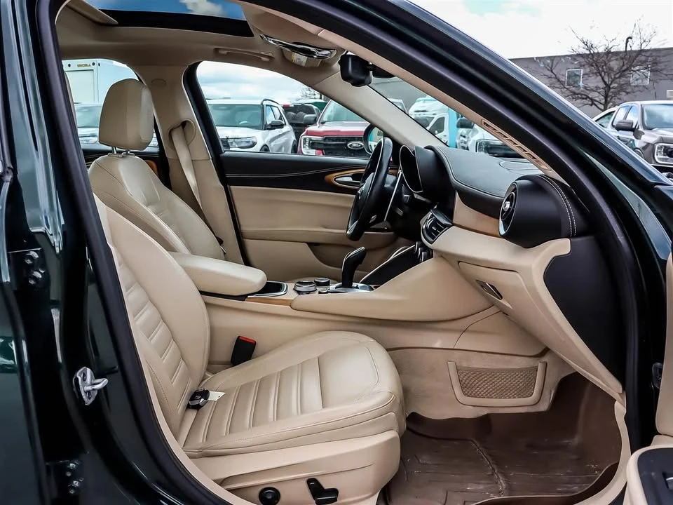 2020 Alfa Romeo Giulia - Image 12 of 12