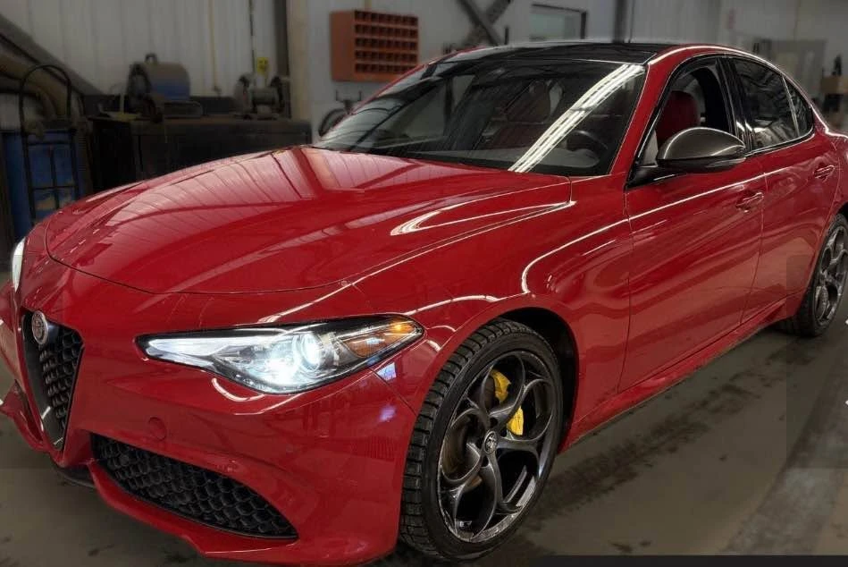 2020 Alfa Romeo Giulia - Image 2 of 19