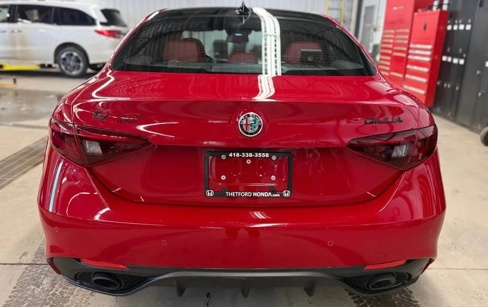 2020 Alfa Romeo Giulia - Image 5 of 19