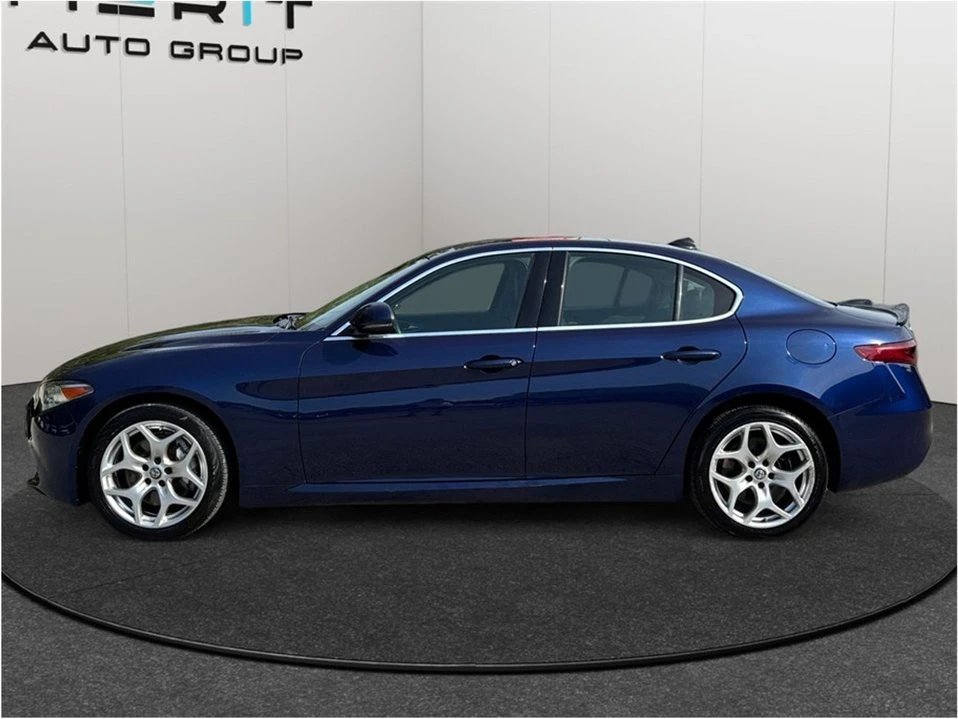 2020 Alfa Romeo Giulia - Image 2 of 20