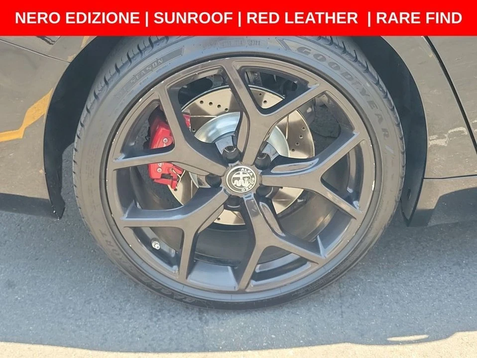2020 Alfa Romeo Giulia - Image 9 of 20