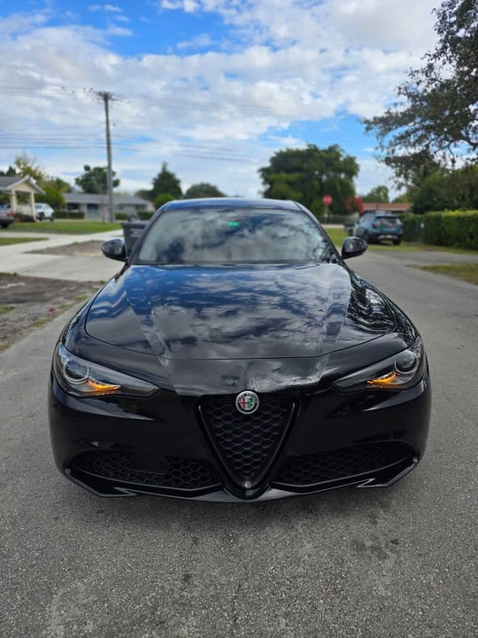 2020 Alfa Romeo Giulia - Image 7 of 10