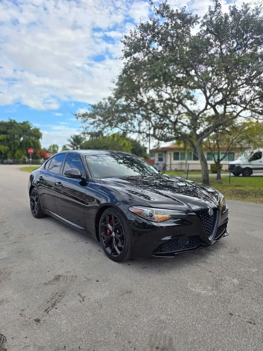 2020 Alfa Romeo Giulia - Image 6 of 10