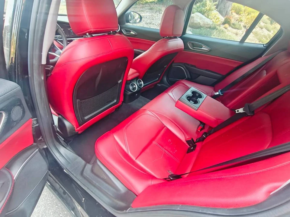 2020 Alfa Romeo Giulia - Image 9 of 11