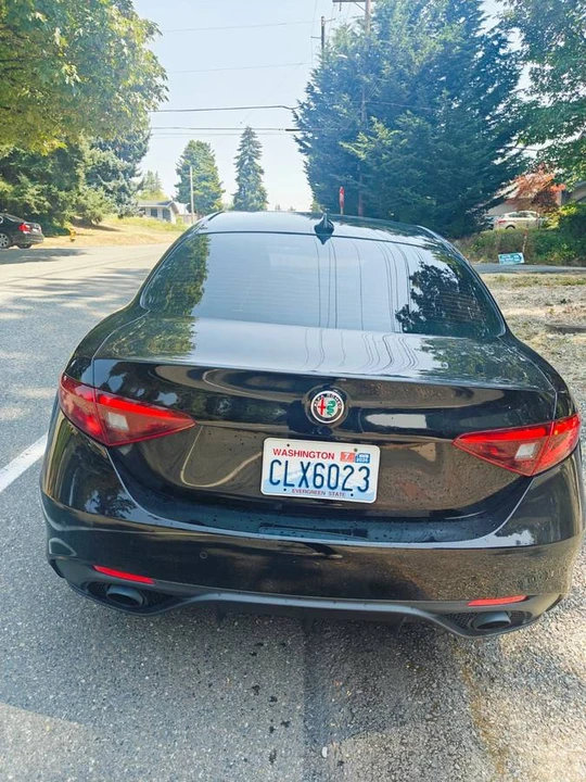 2020 Alfa Romeo Giulia - Image 6 of 11