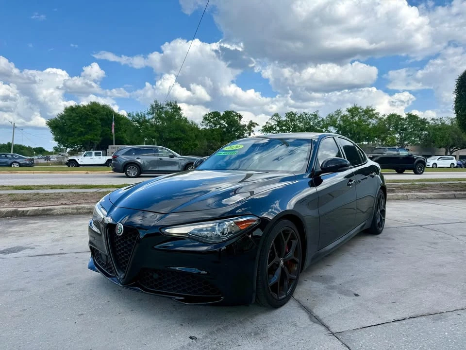 2020 Alfa Romeo Giulia - Image 4 of 5