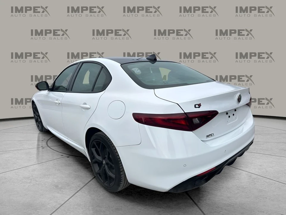 2020 Alfa Romeo Giulia - Image 3 of 12