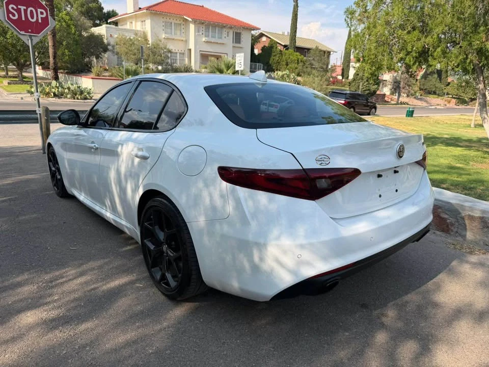 2020 Alfa Romeo Giulia - Image 3 of 12