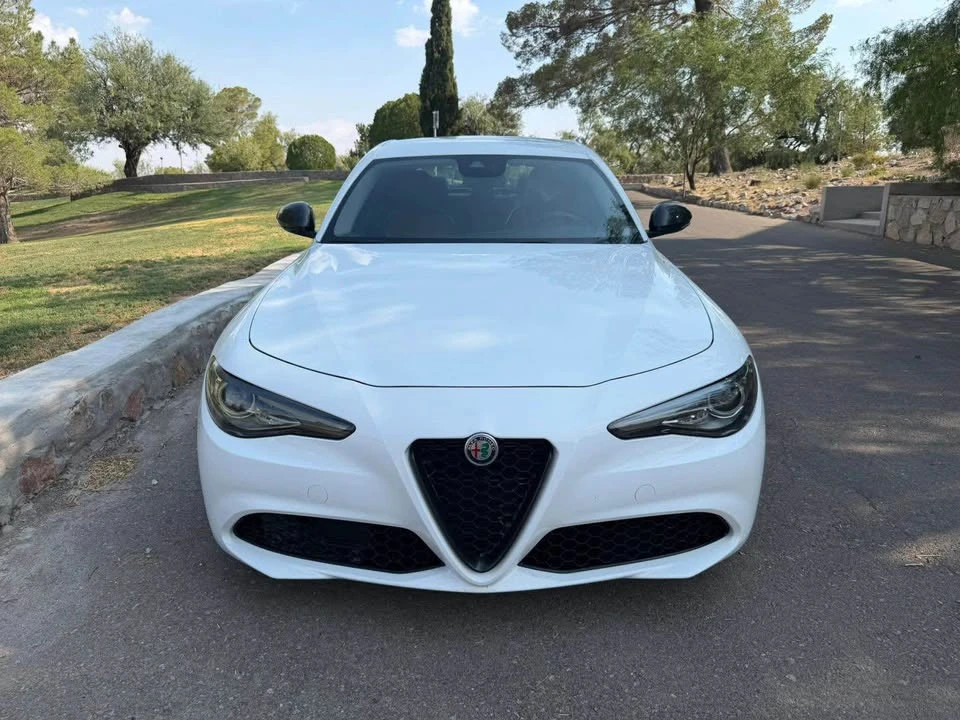 2020 Alfa Romeo Giulia - Image 2 of 12