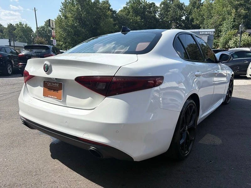 2020 Alfa Romeo Giulia - Image 20 of 20