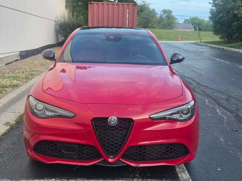 2020 Alfa Romeo Giulia - Image 2 of 20