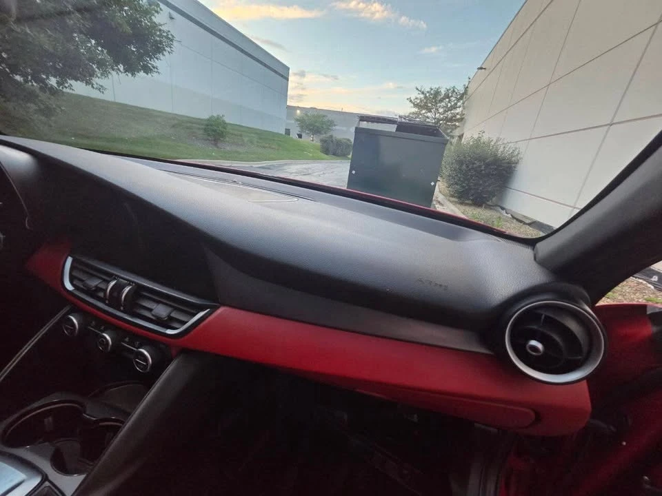 2020 Alfa Romeo Giulia - Image 9 of 20