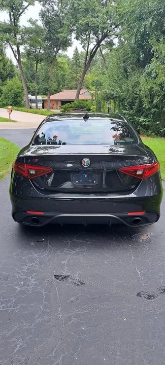 2020 Alfa Romeo Giulia - Image 6 of 11