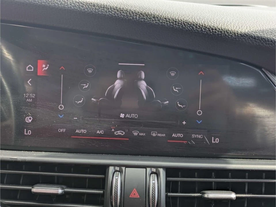 2020 Alfa Romeo Giulia - Image 12 of 20