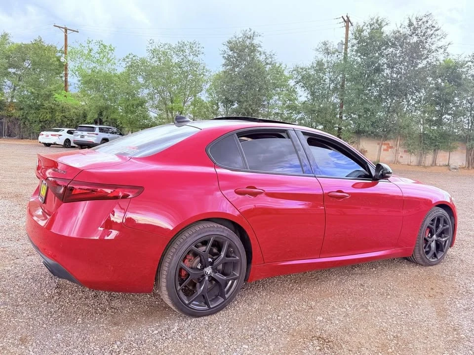2020 Alfa Romeo Giulia - Image 5 of 7