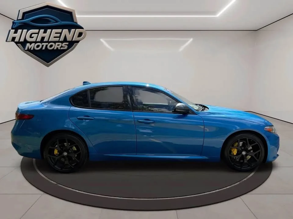 2020 Alfa Romeo Giulia - Image 6 of 17