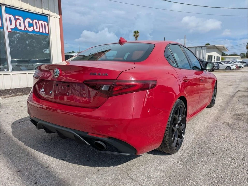 2020 Alfa Romeo Giulia - Image 3 of 20