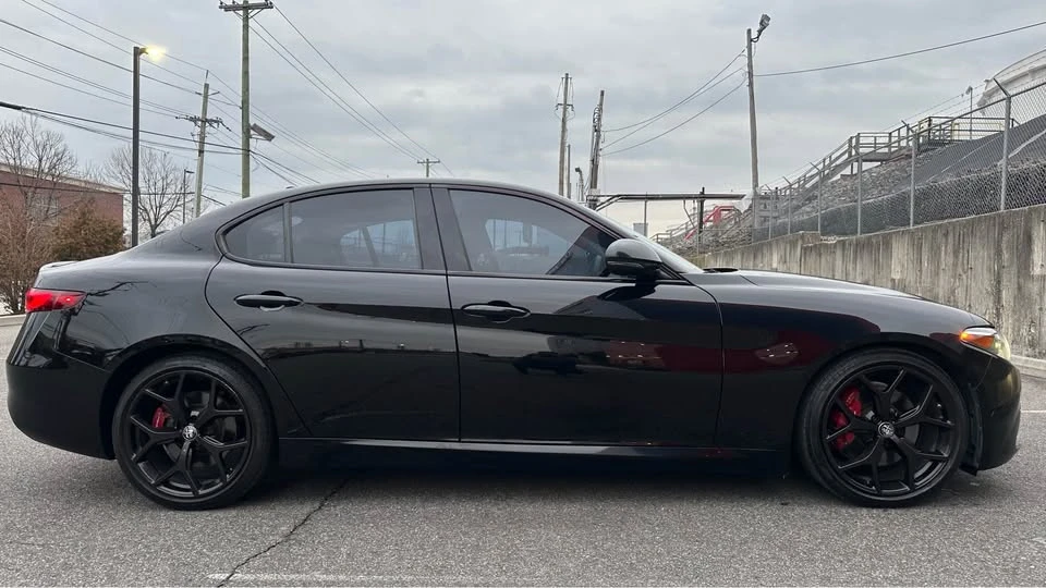 2020 Alfa Romeo Giulia - Image 6 of 9