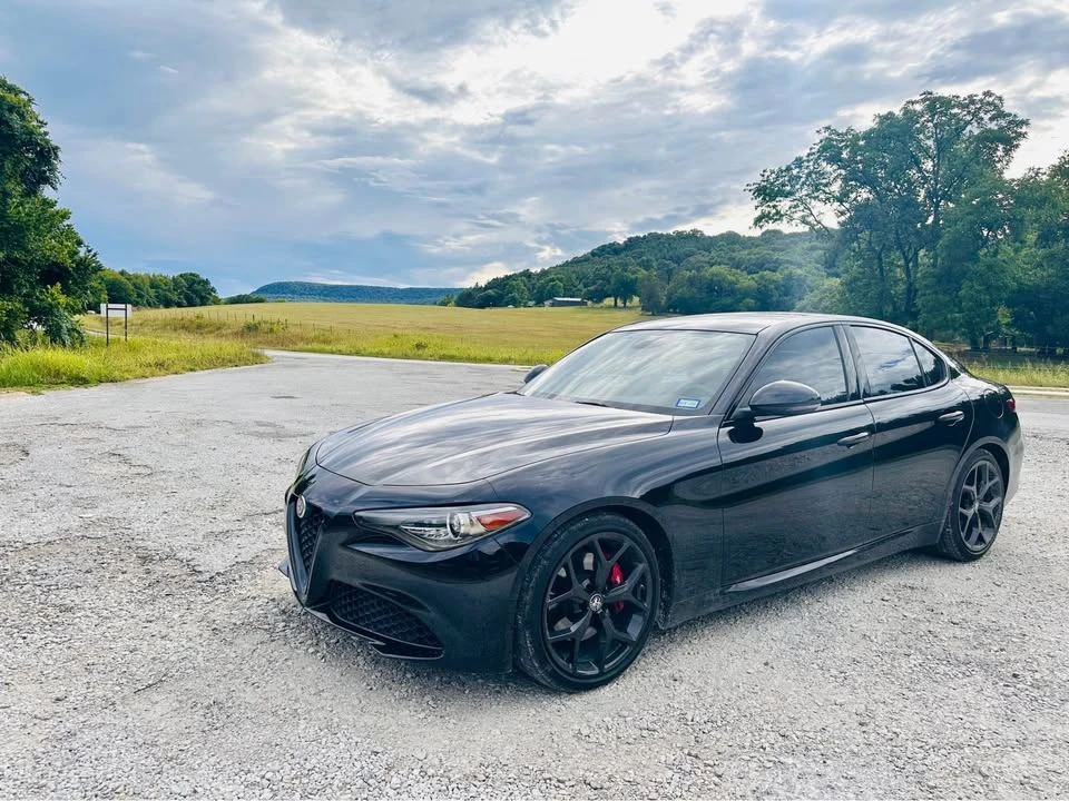 2020 Alfa Romeo Giulia - Image 7 of 9