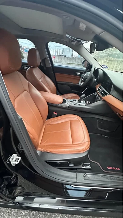 2020 Alfa Romeo Giulia - Image 8 of 9