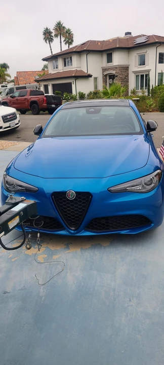2020 Alfa Romeo Giulia - Image 5 of 31