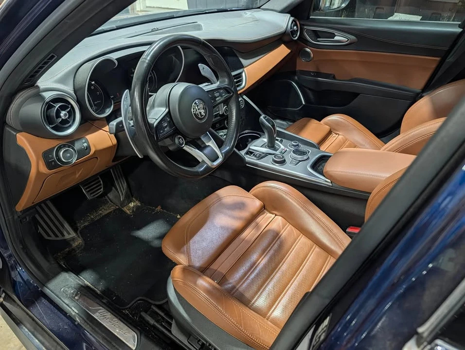 2020 Alfa Romeo Giulia - Image 6 of 6