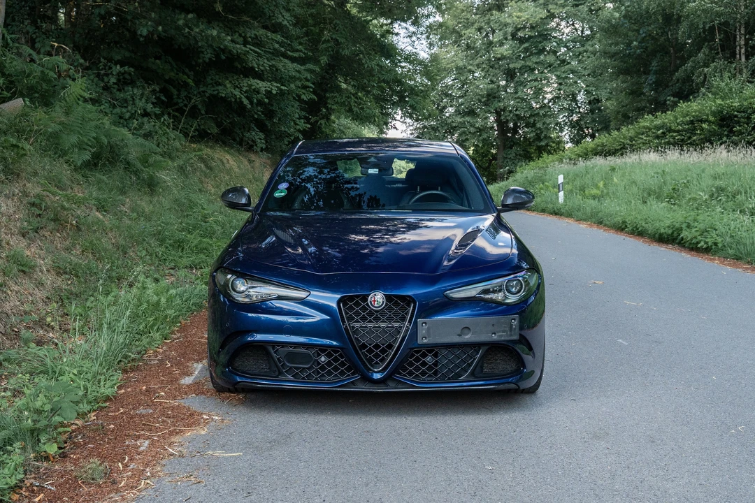 2020 Alfa Romeo Giulia Quadrifoglio - Image 2 of 31
