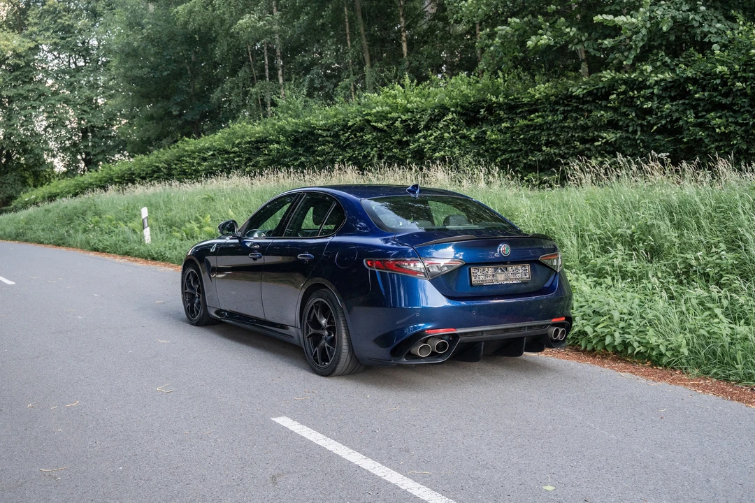 2020 Alfa Romeo Giulia Quadrifoglio - Image 13 of 31