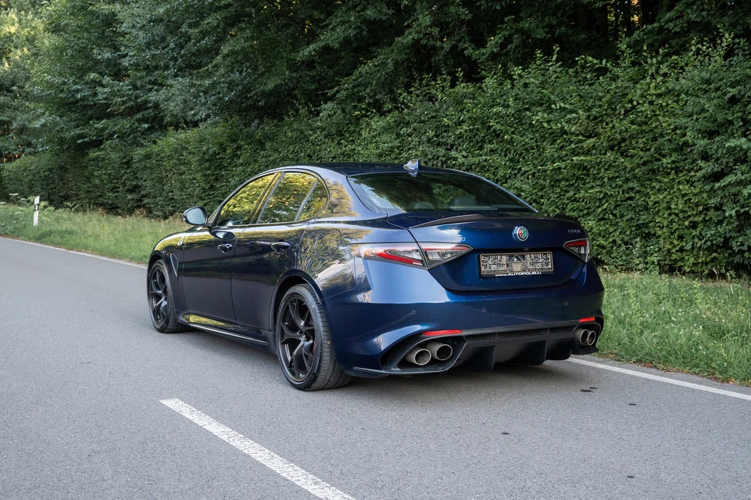 2020 Alfa Romeo Giulia Quadrifoglio - Image 5 of 31