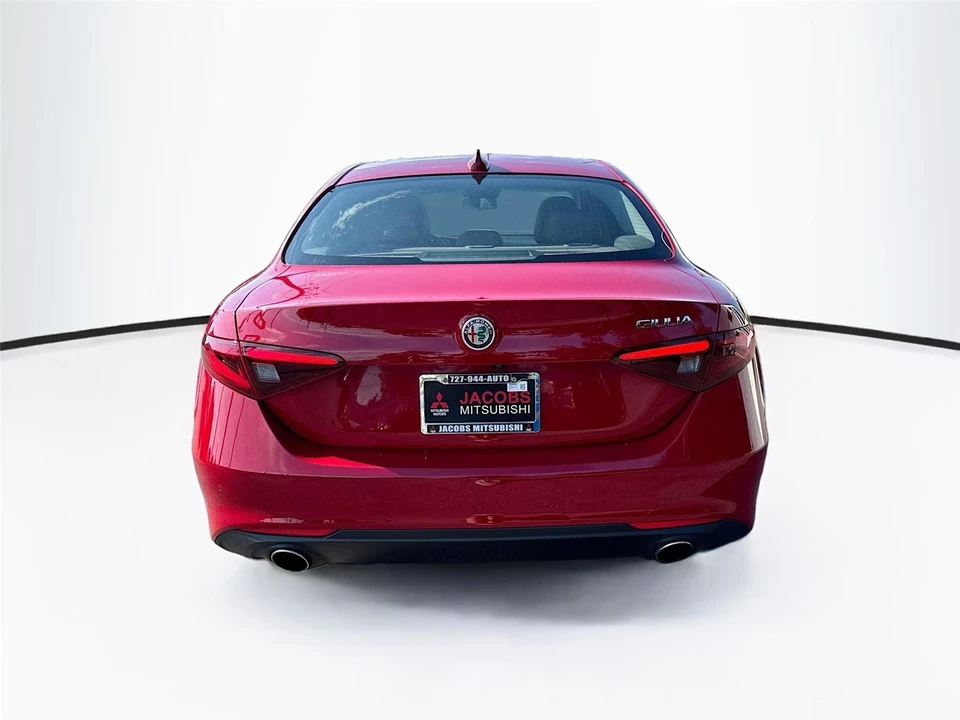 2020 Alfa Romeo Giulia - Image 4 of 8