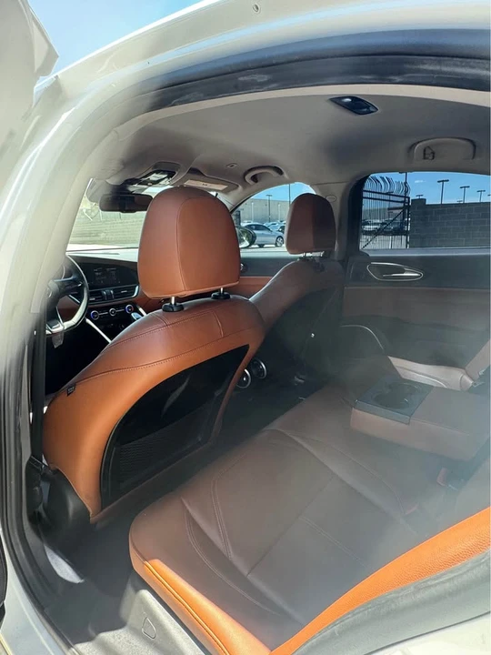 2020 Alfa Romeo Giulia - Image 11 of 14