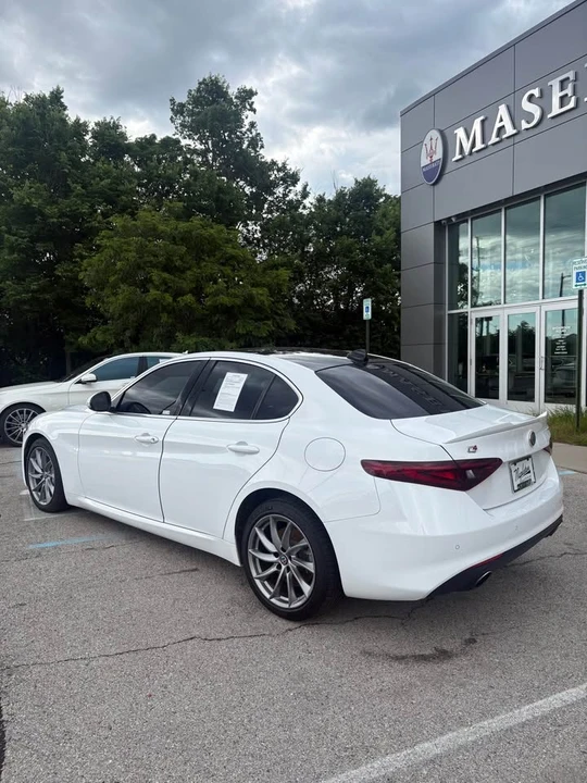 2020 Alfa Romeo Giulia - Image 6 of 9