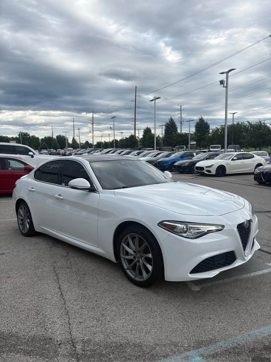 2020 Alfa Romeo Giulia - Image 3 of 9