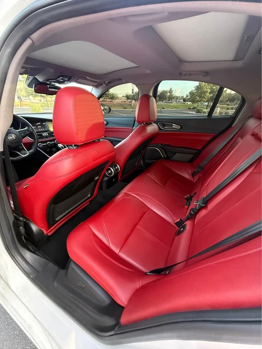2020 Alfa Romeo Giulia - Image 12 of 19