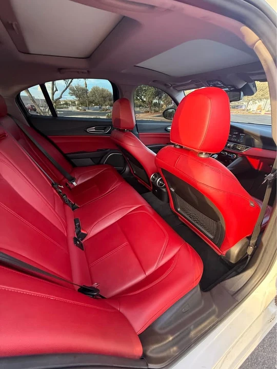 2020 Alfa Romeo Giulia - Image 15 of 19