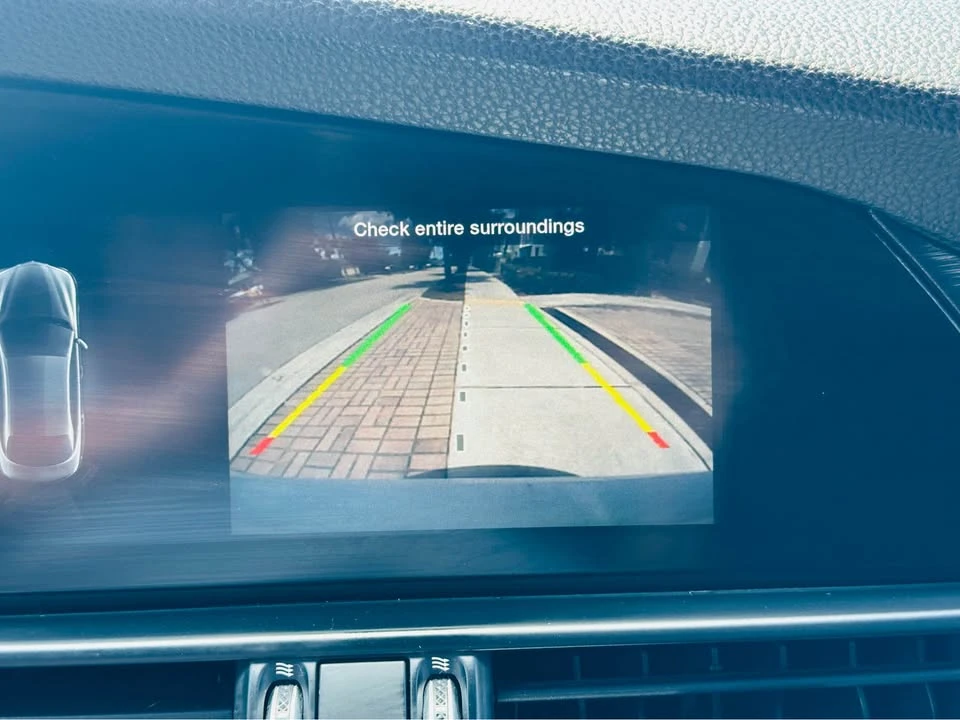 2020 Alfa Romeo Giulia - Image 7 of 16