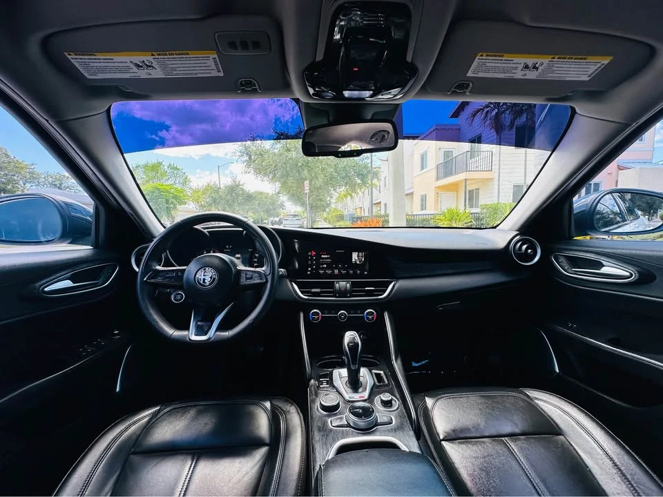 2020 Alfa Romeo Giulia - Image 8 of 16
