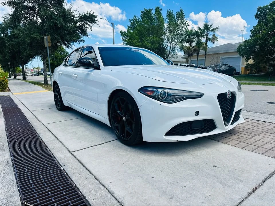 2020 Alfa Romeo Giulia - Image 3 of 16