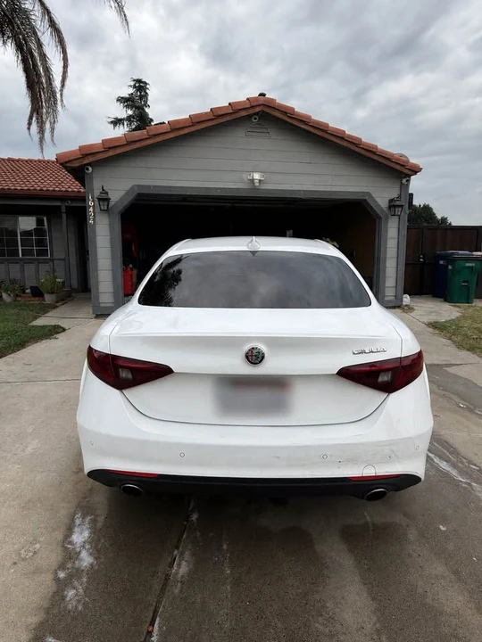 2020 Alfa Romeo Giulia - Image 5 of 5