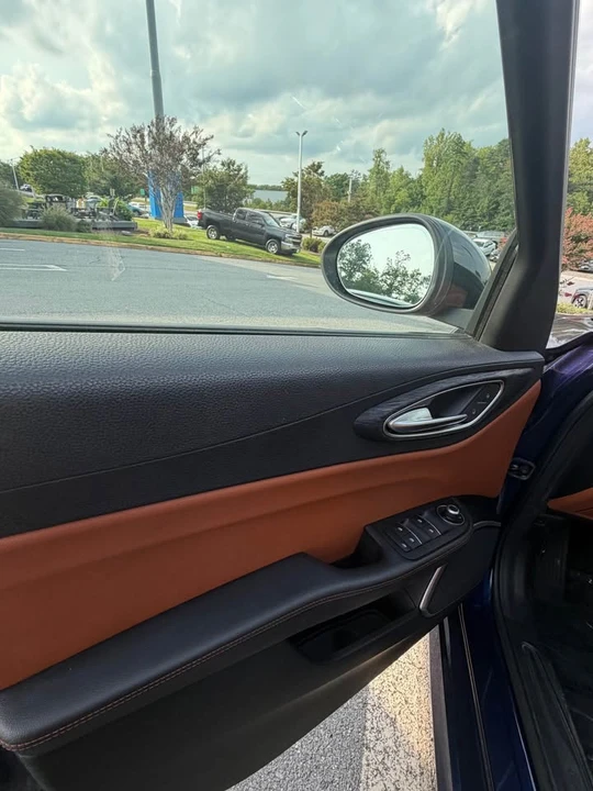 2020 Alfa Romeo Giulia - Image 3 of 9