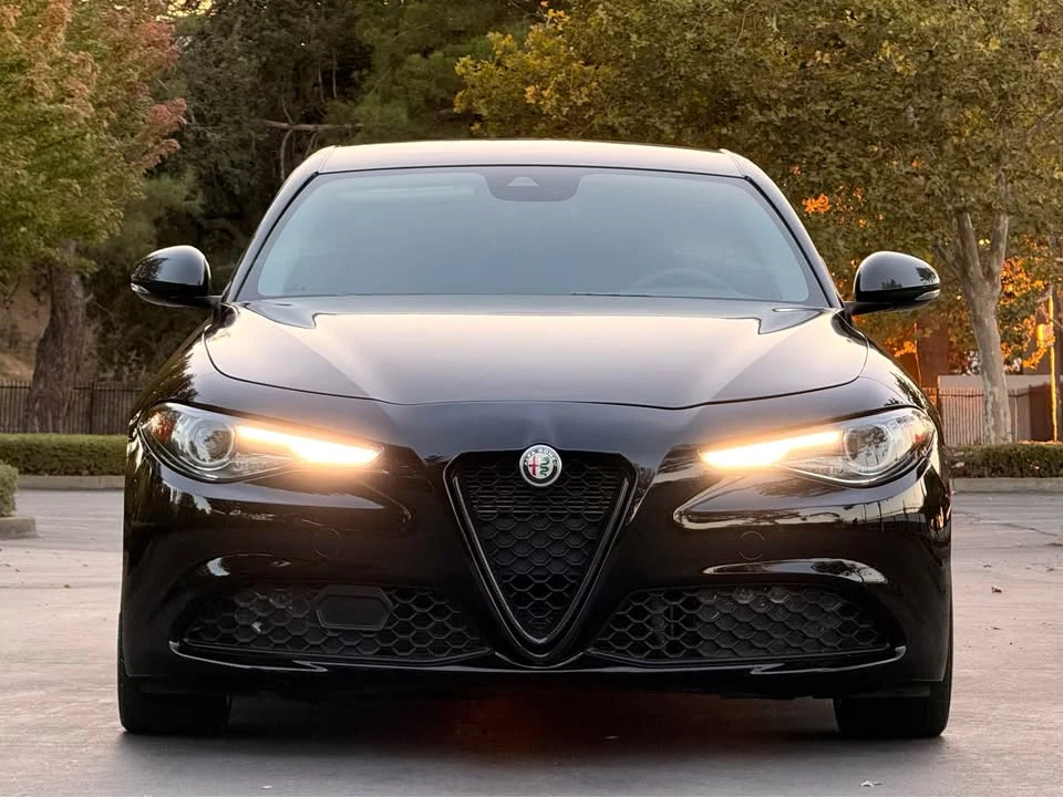 2020 Alfa Romeo Giulia - Image 3 of 20